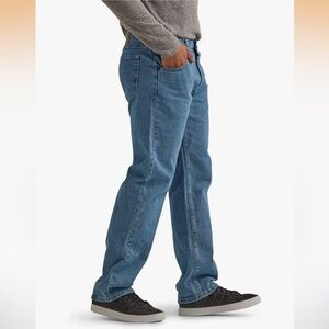 Wrangler Classic Straight Fit Men's Blue Jeans